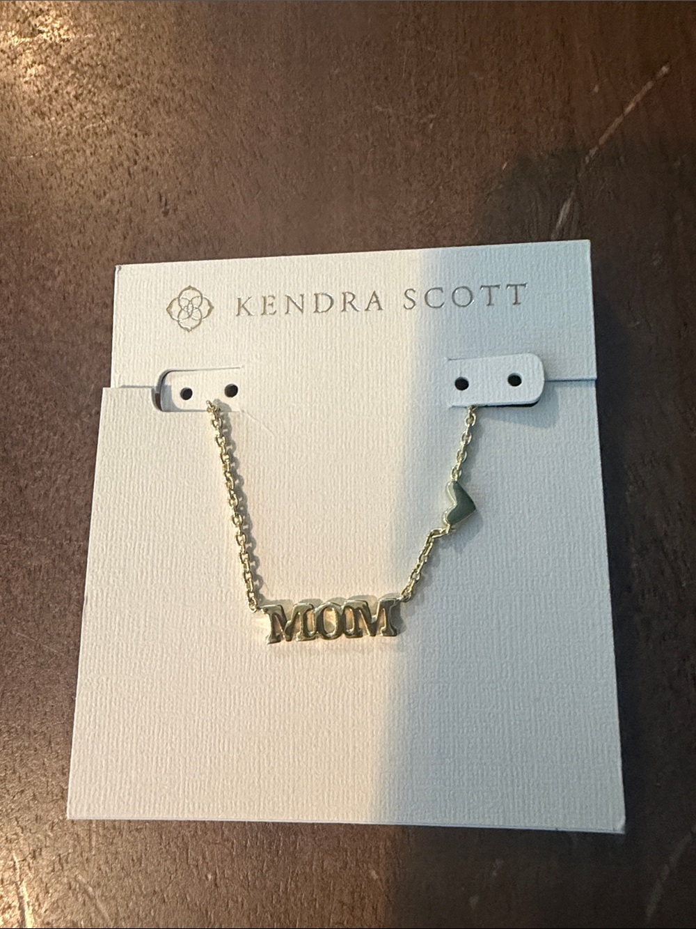 Kendra Scott Gold 'MOM' Nameplate Necklace
